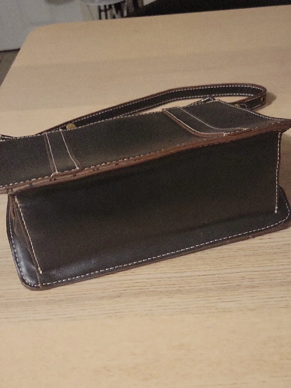 Simply Noelle Dark Brown Leather Messenger Crossbody
